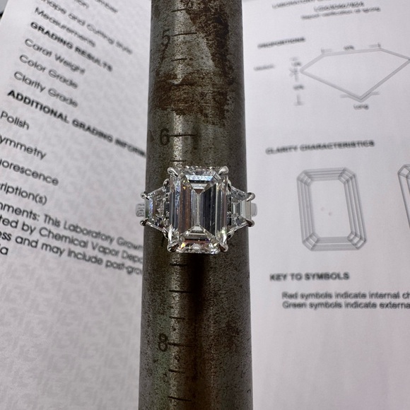 4.02 carat F VS1 emerald cut lab diamond engagement ring three stone - Picture 5 of 8
